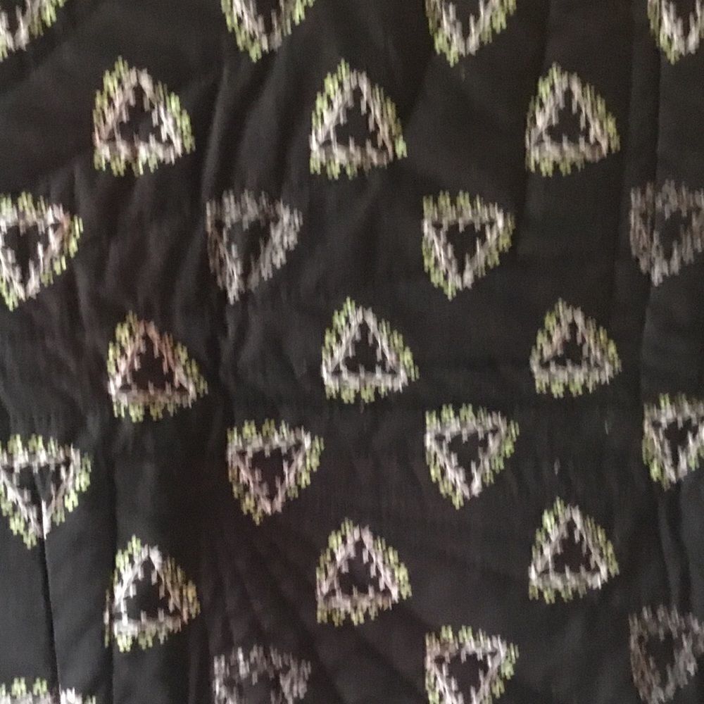 Handmade Quilt   - Picture 12 of 12